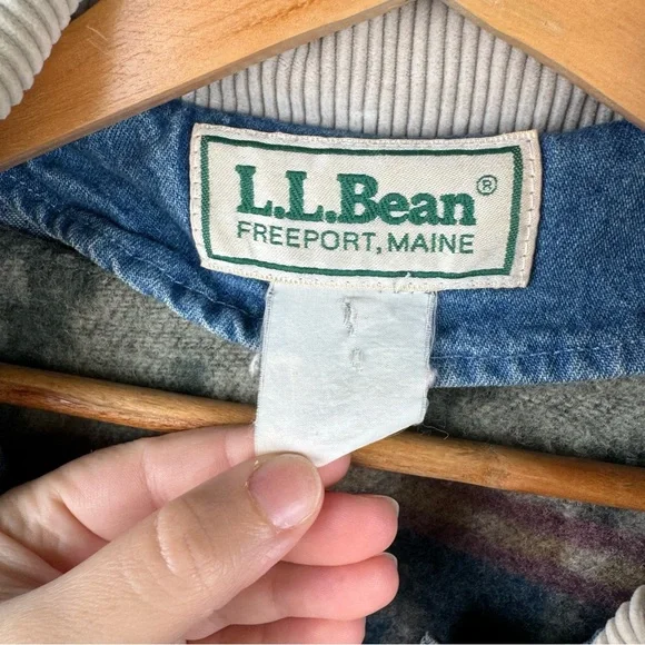 Vintage L.L. Bean Denim Barn Coat with Blanket Lining - Picture 3 of 14
